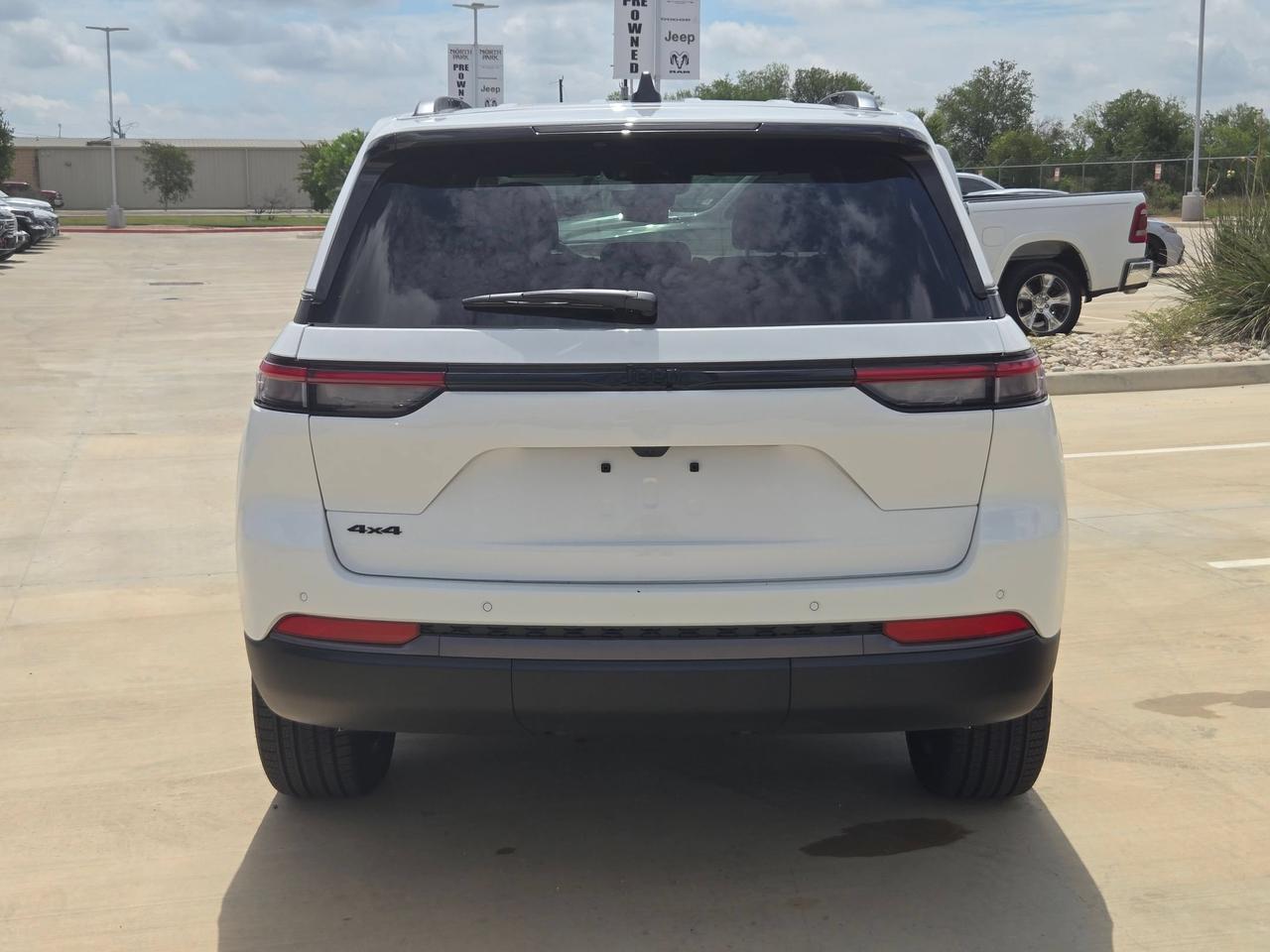 2026 Jeep Grand Cherokee Limited Castroville TX