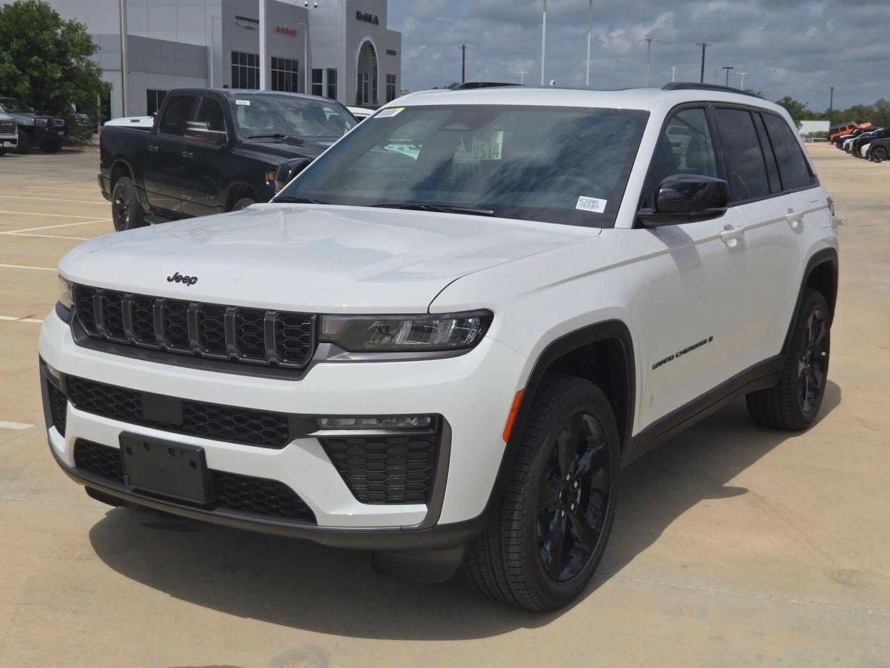 2026 Jeep Grand Cherokee Limited Castroville TX