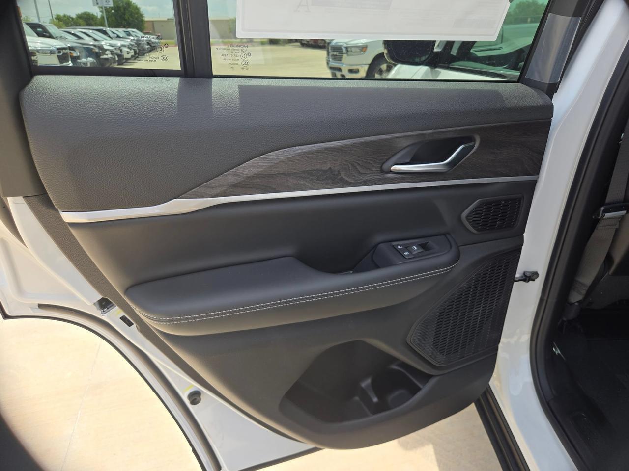 2026 Jeep Grand Cherokee Limited Castroville TX