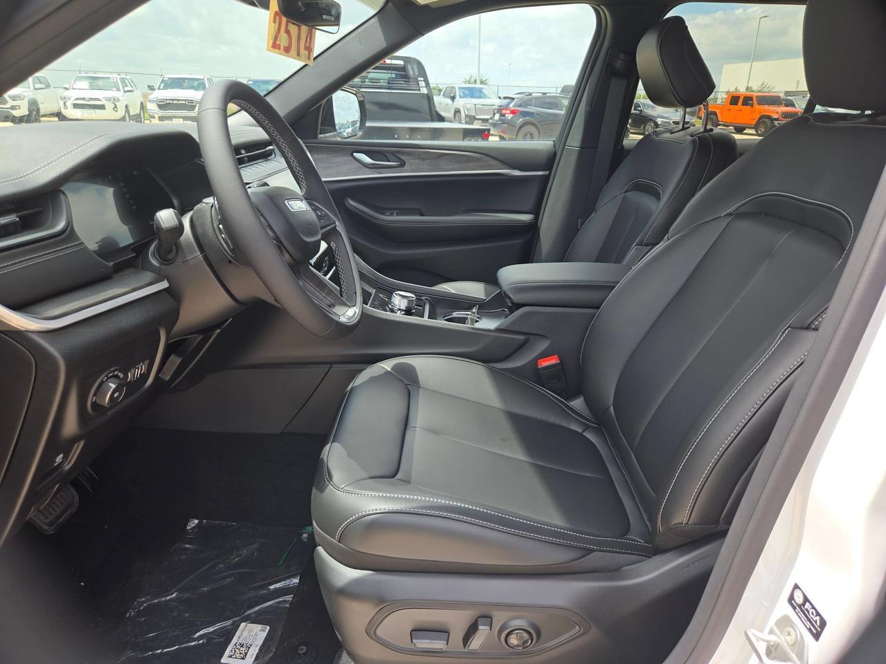 2026 Jeep Grand Cherokee Limited Castroville TX