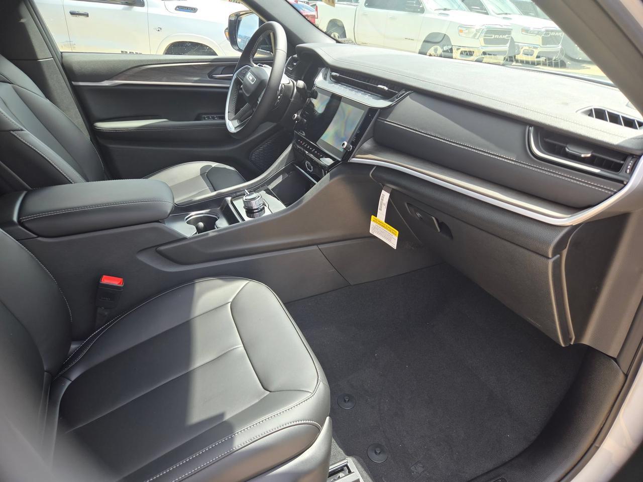 2026 Jeep Grand Cherokee Limited Castroville TX