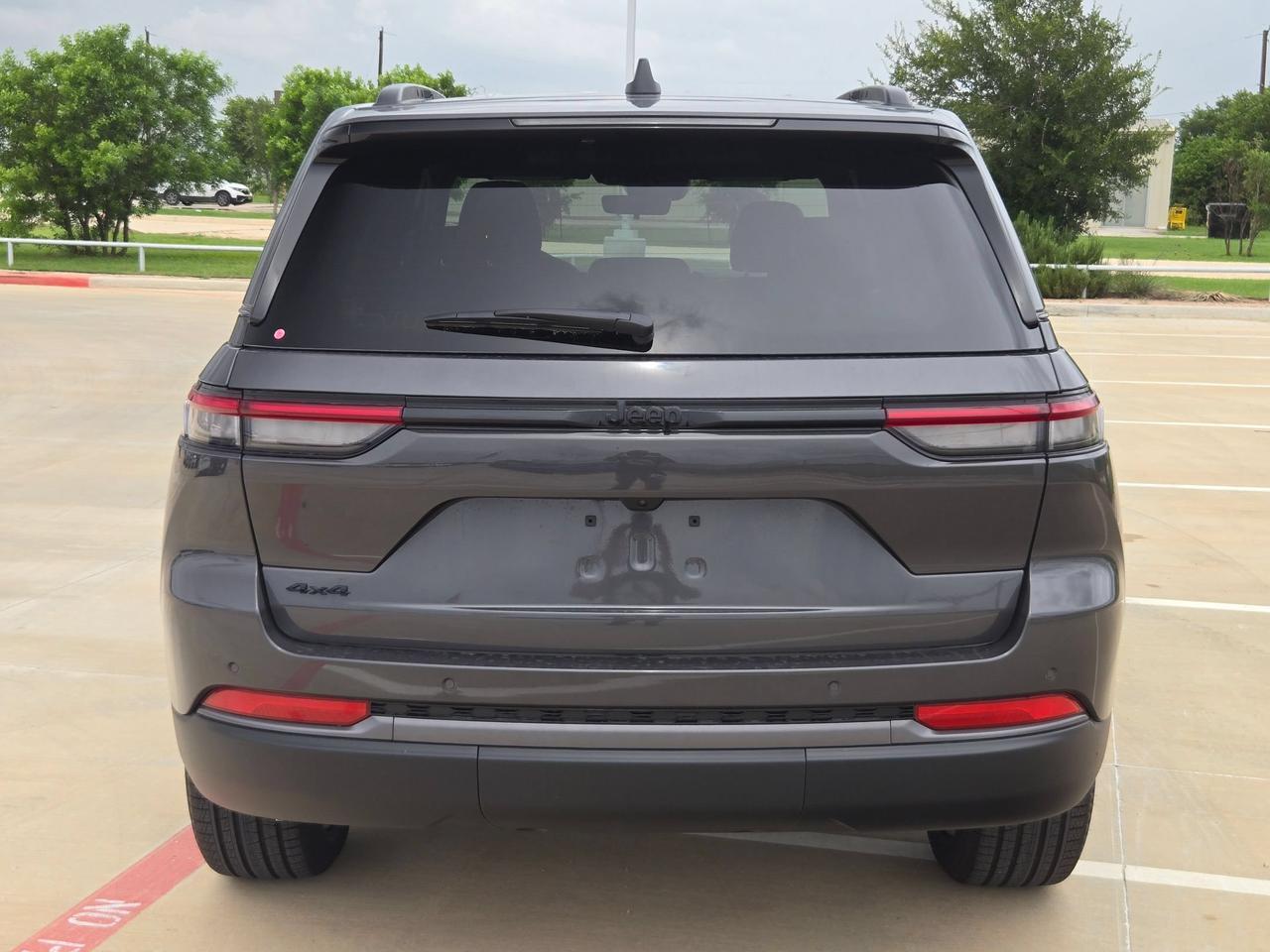 2026 Jeep Grand Cherokee Limited Castroville TX