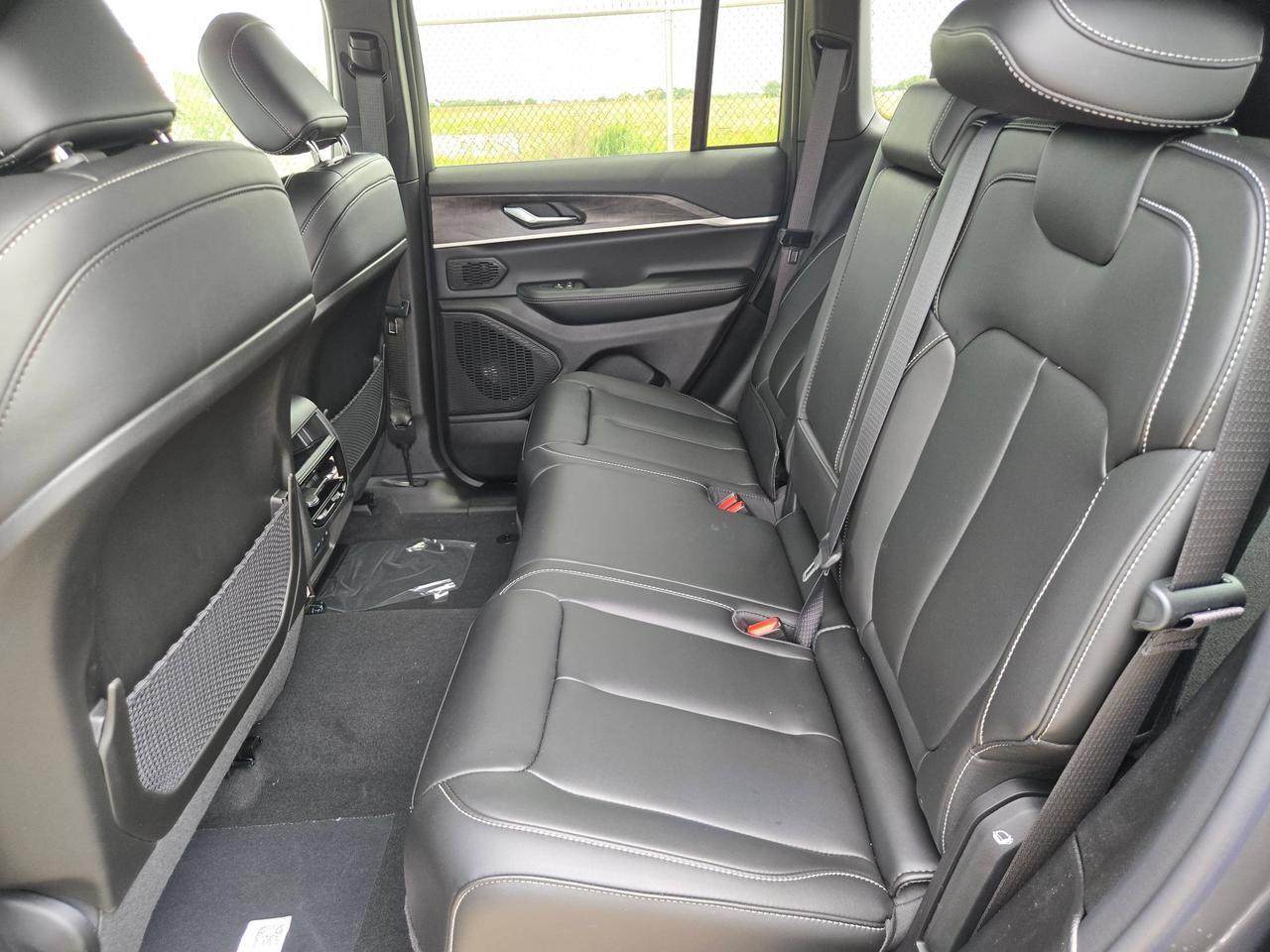 2026 Jeep Grand Cherokee Limited Castroville TX