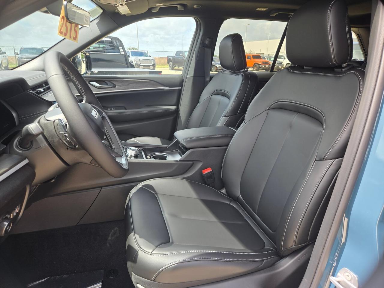 2026 Jeep Grand Cherokee Limited Castroville TX