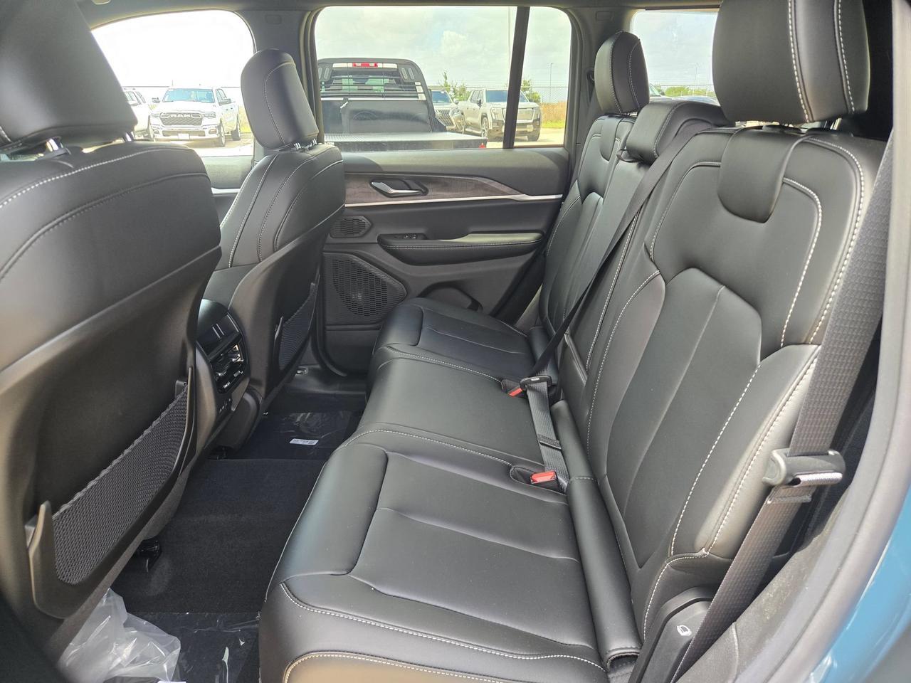 2026 Jeep Grand Cherokee Limited Castroville TX