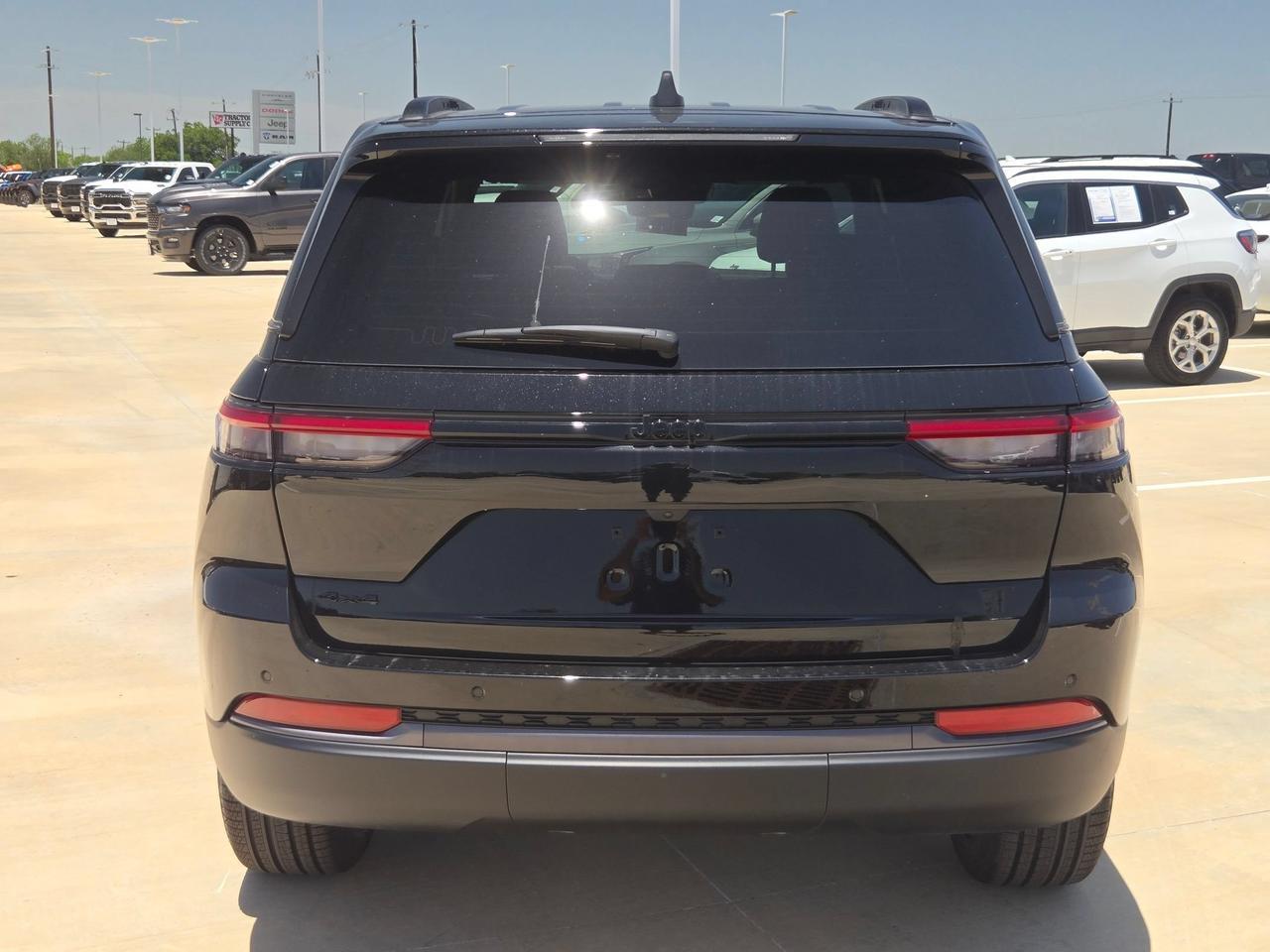 2026 Jeep Grand Cherokee Limited Castroville TX