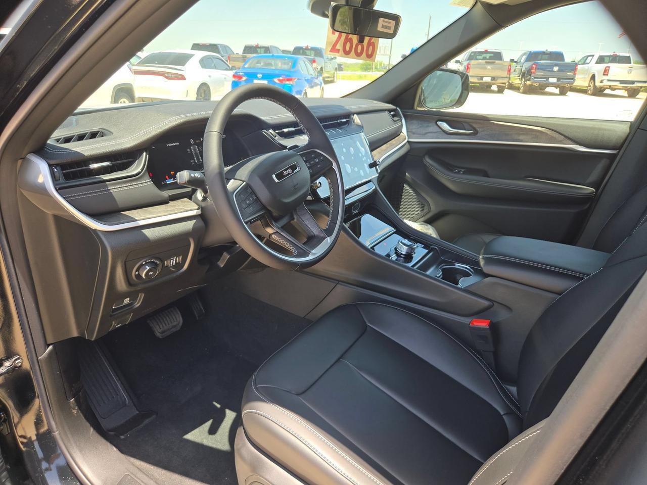 2026 Jeep Grand Cherokee Limited Castroville TX