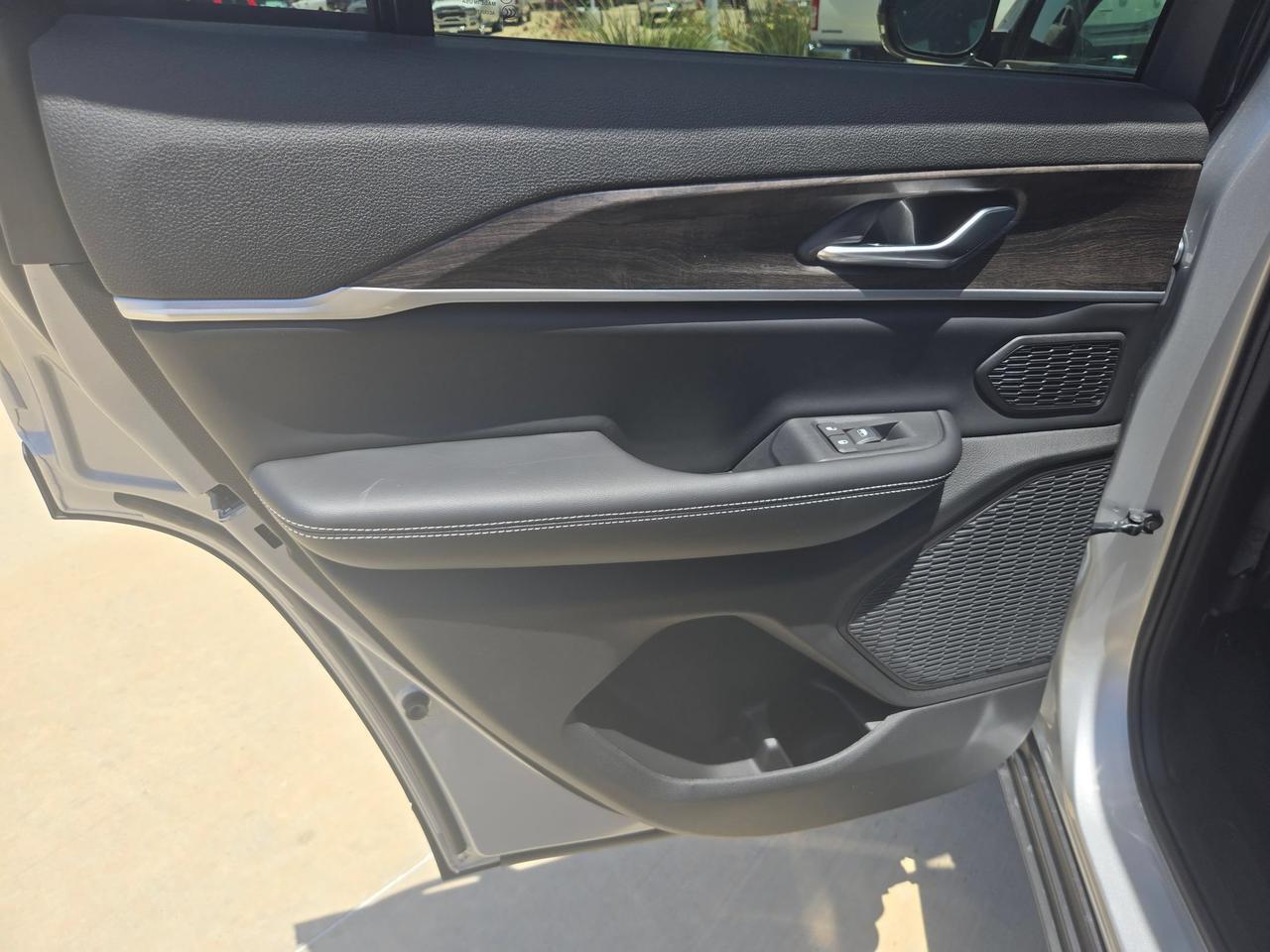2026 Jeep Grand Cherokee Limited Castroville TX