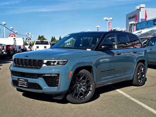 2026 Jeep Grand Cherokee Summit