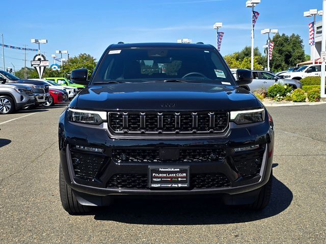 2026 Jeep Grand Cherokee Summit