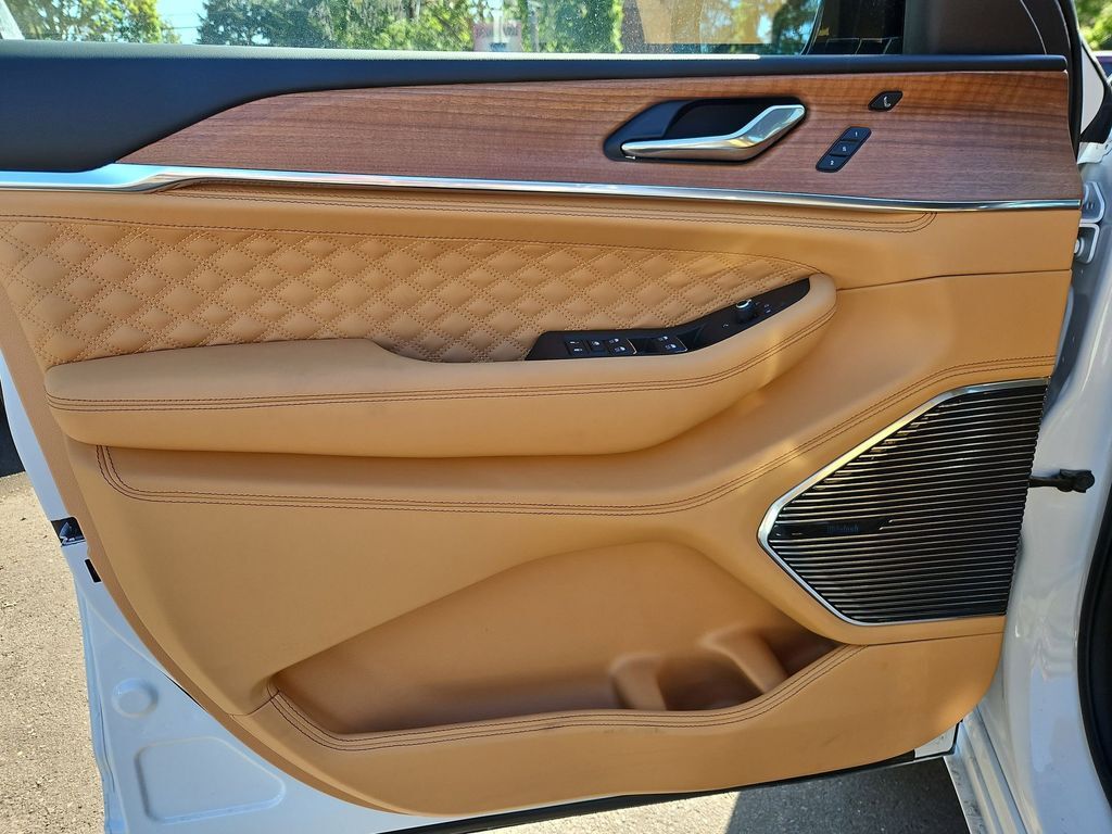 2026 Jeep Grand Cherokee Summit Gresham OR