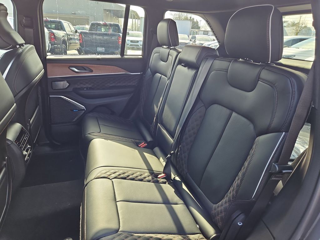 2026 Jeep Grand Cherokee Summit Gresham OR