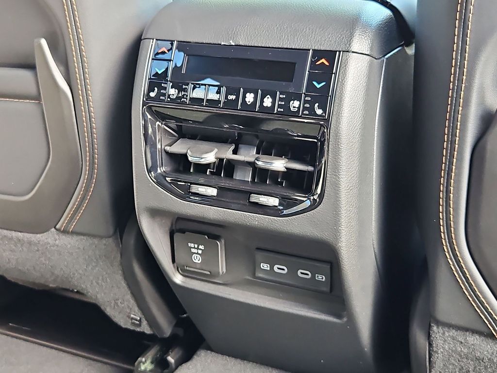 2026 Jeep Grand Cherokee Summit Gresham OR