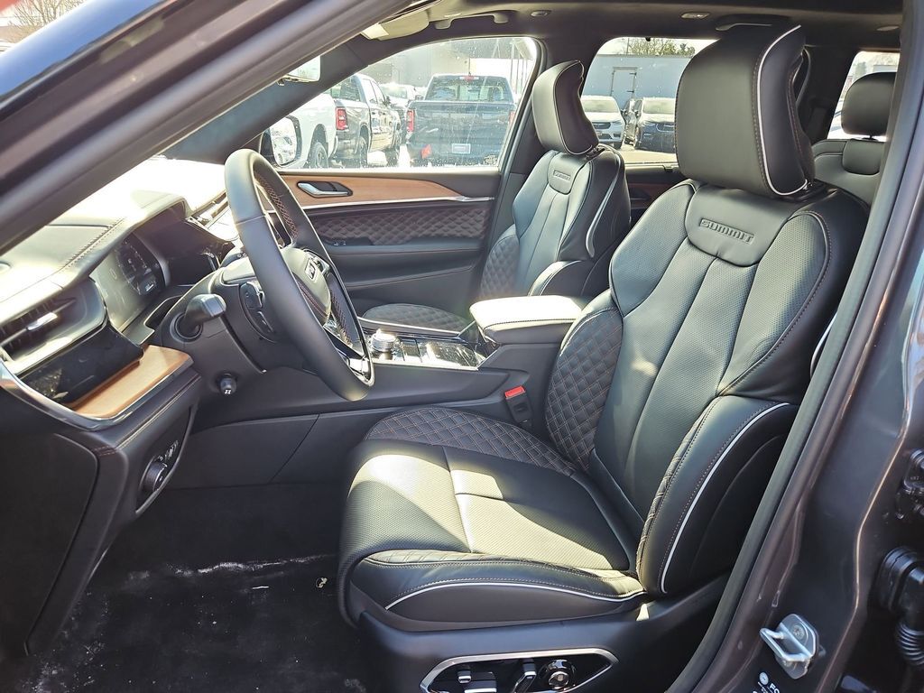 2026 Jeep Grand Cherokee Summit Gresham OR