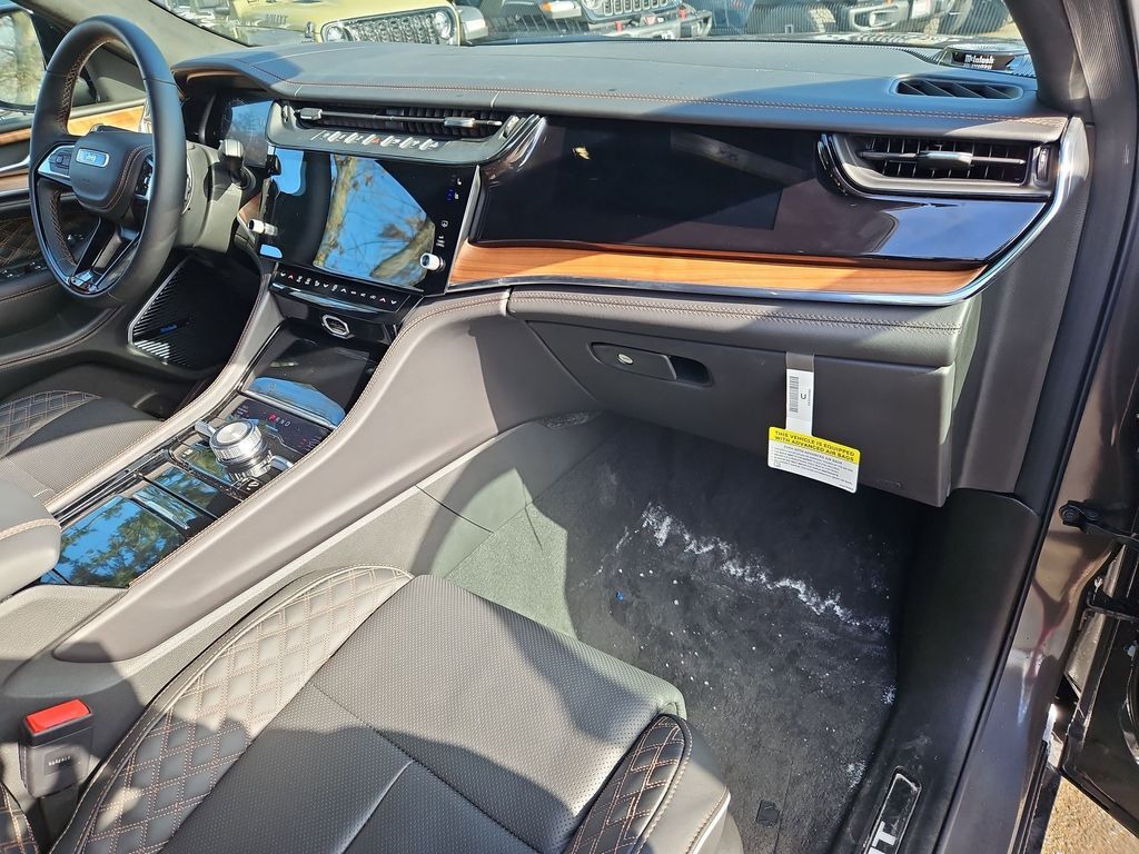 2026 Jeep Grand Cherokee Summit Gresham OR