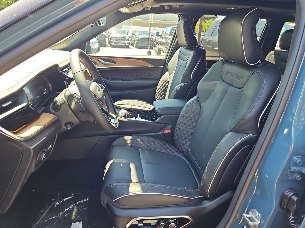 2026 Jeep Grand Cherokee Summit Gresham OR