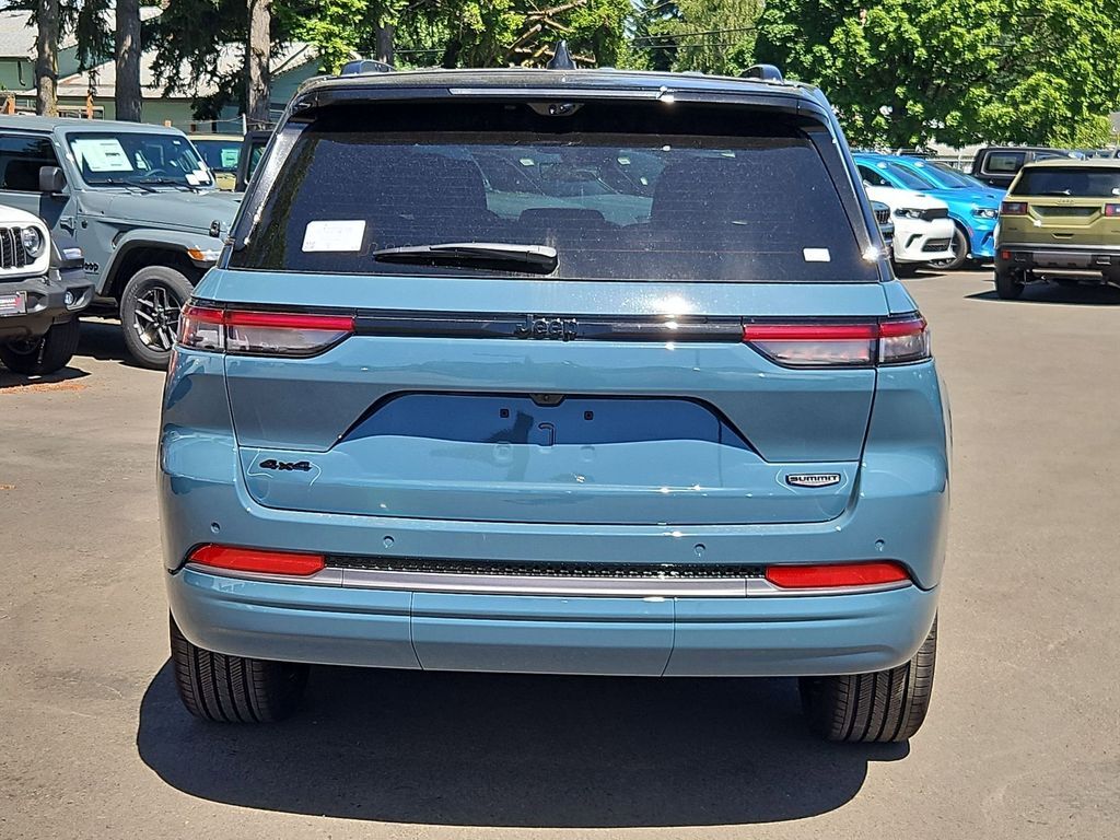2026 Jeep Grand Cherokee Summit Gresham OR