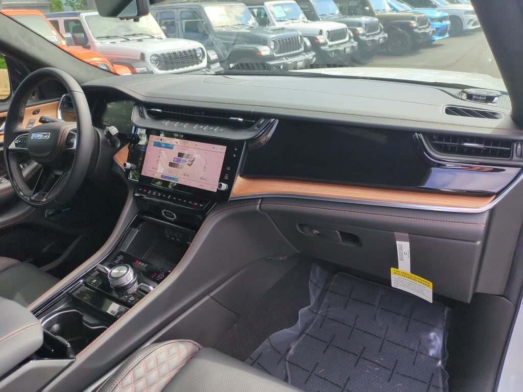 2026 Jeep Grand Cherokee Summit Gresham OR
