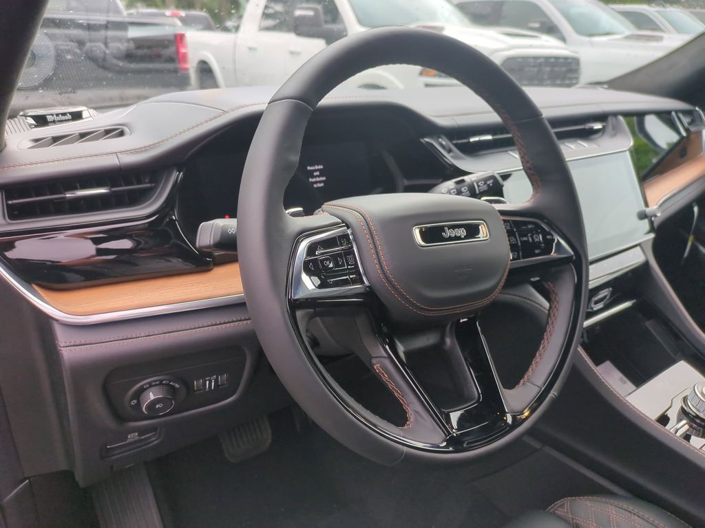 2026 Jeep Grand Cherokee Summit Gresham OR