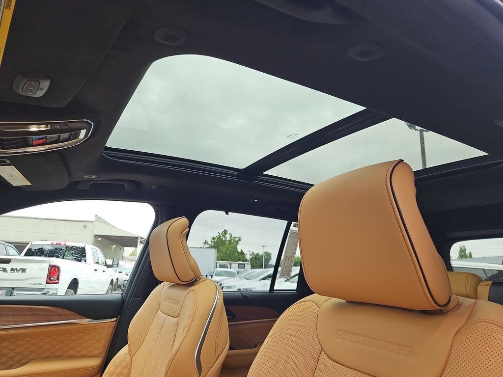 2026 Jeep Grand Cherokee Summit Gresham OR