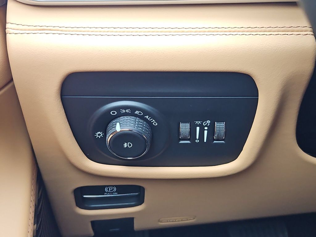 2026 Jeep Grand Cherokee Summit Gresham OR