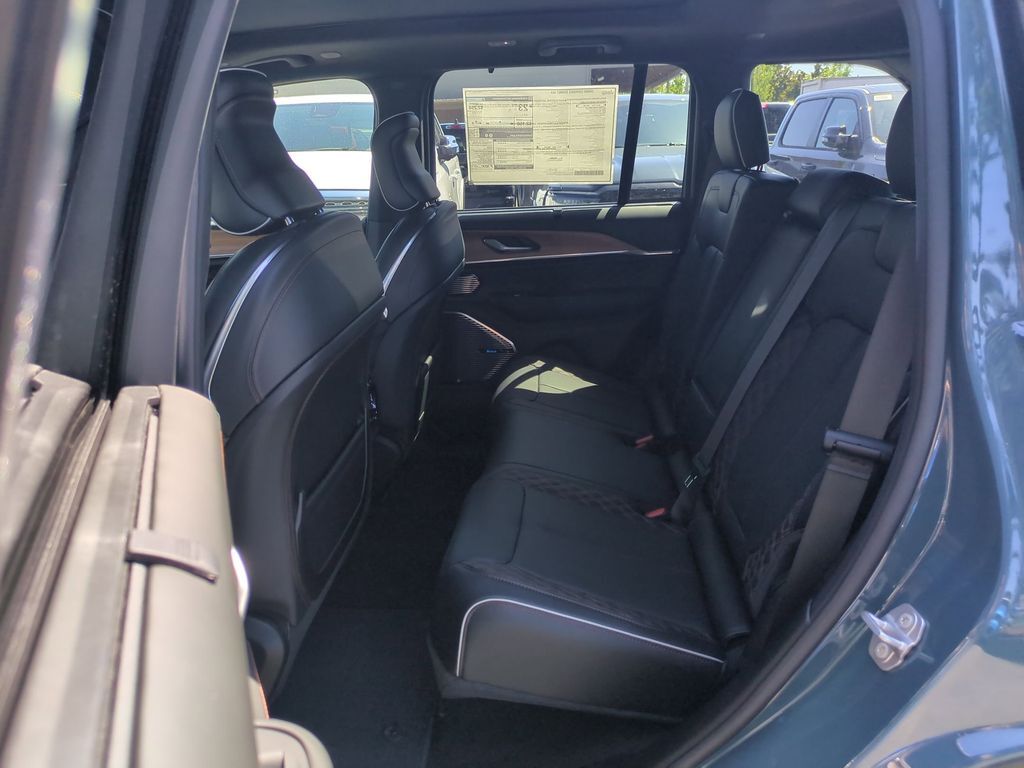 2026 Jeep Grand Cherokee Summit Gresham OR