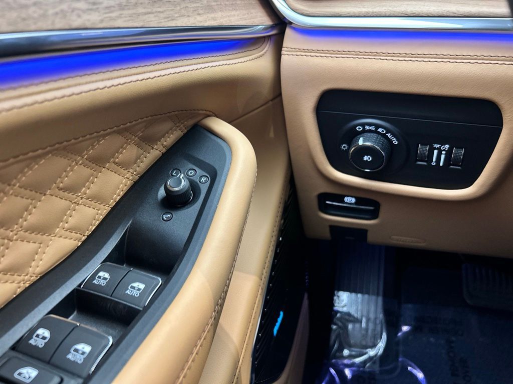 2026 Jeep Grand Cherokee Summit Portland OR