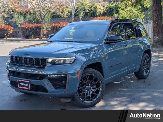 2026 Jeep Grand Cherokee Summit