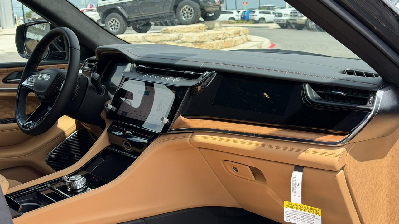 2026 Jeep Grand Cherokee Summit New Braunfels TX