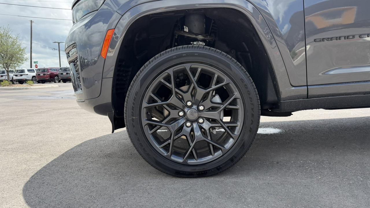 2026 Jeep Grand Cherokee Summit New Braunfels TX