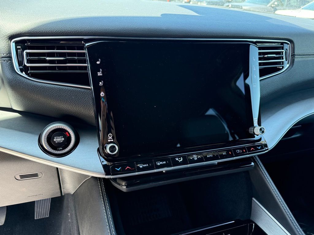 2026 Jeep Grand Wagoneer Crestwood KY