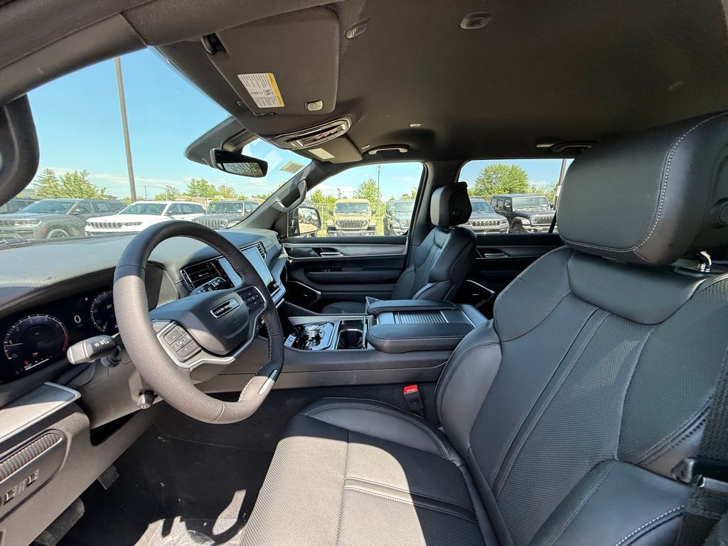 2026 Jeep Grand Wagoneer Crestwood KY