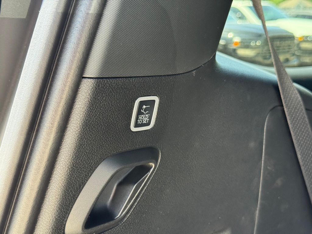 2026 Jeep Grand Wagoneer Crestwood KY