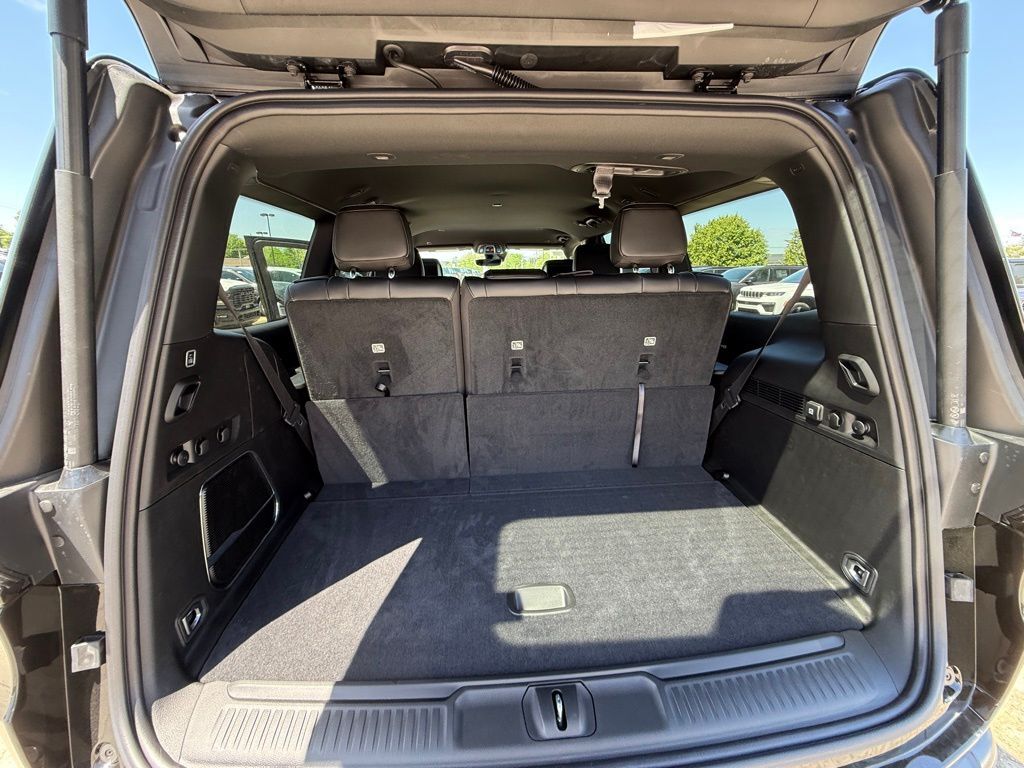 2026 Jeep Grand Wagoneer Crestwood KY