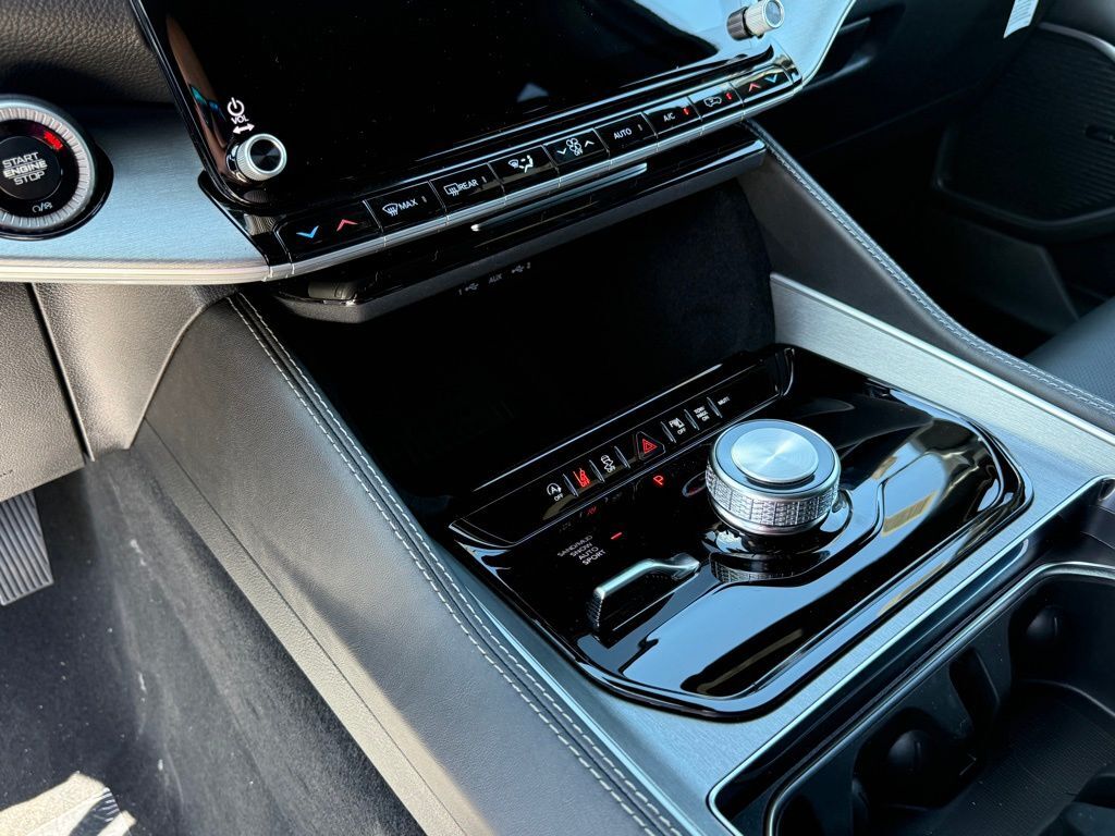 2026 Jeep Grand Wagoneer Crestwood KY