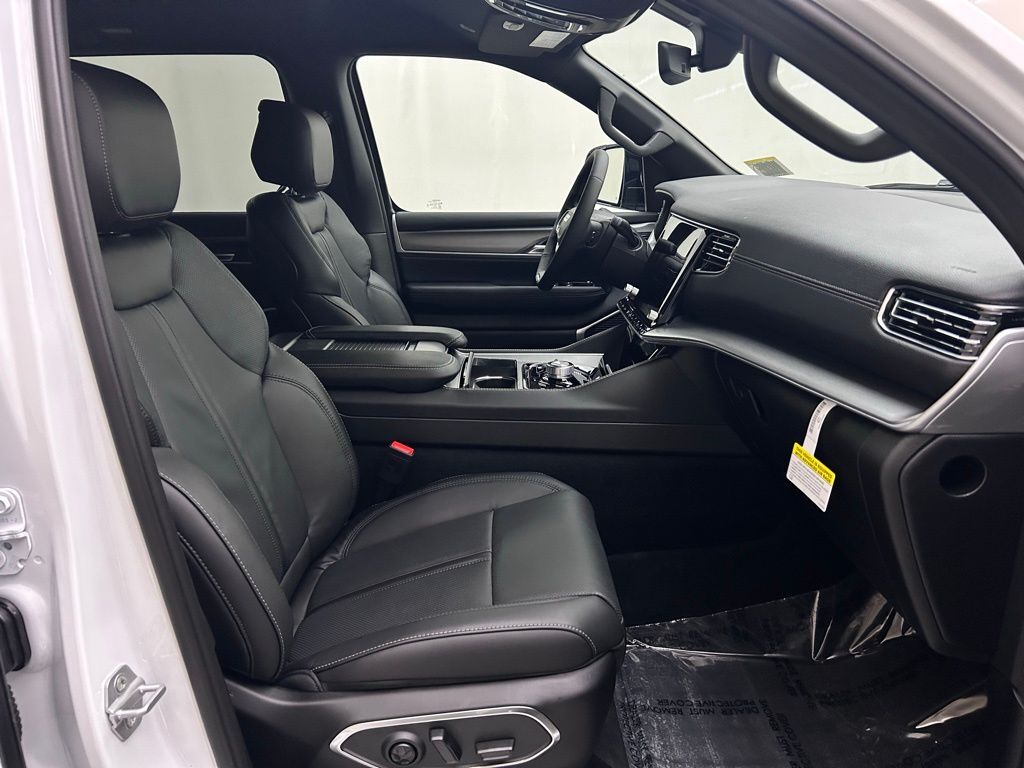 2026 Jeep Grand Wagoneer Portland OR