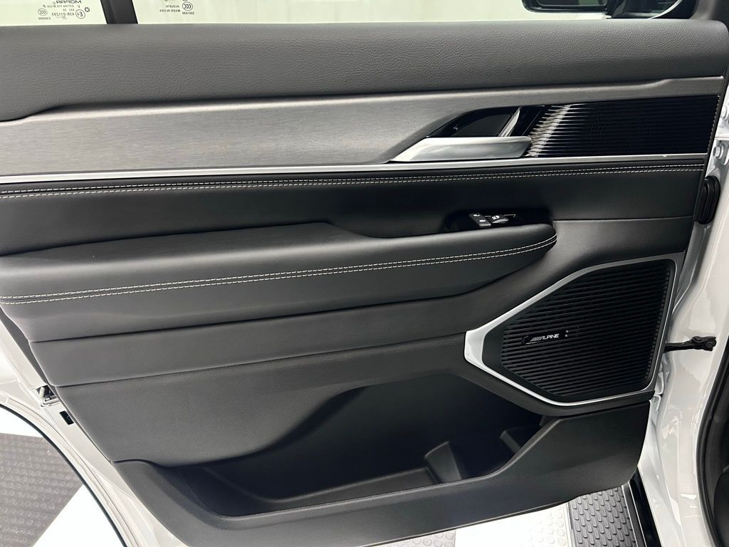 2026 Jeep Grand Wagoneer Portland OR