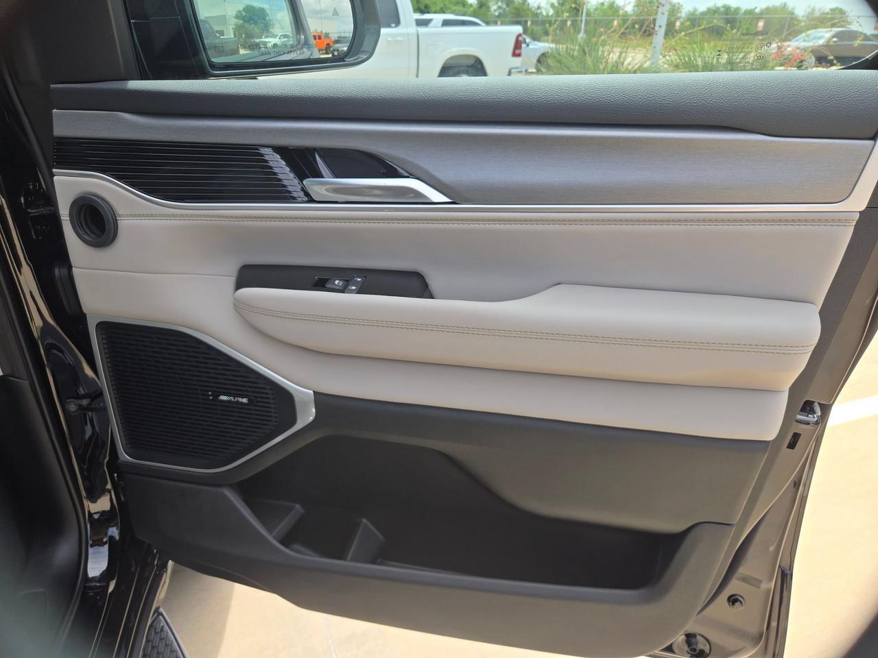 2026 Jeep Grand Wagoneer Castroville TX