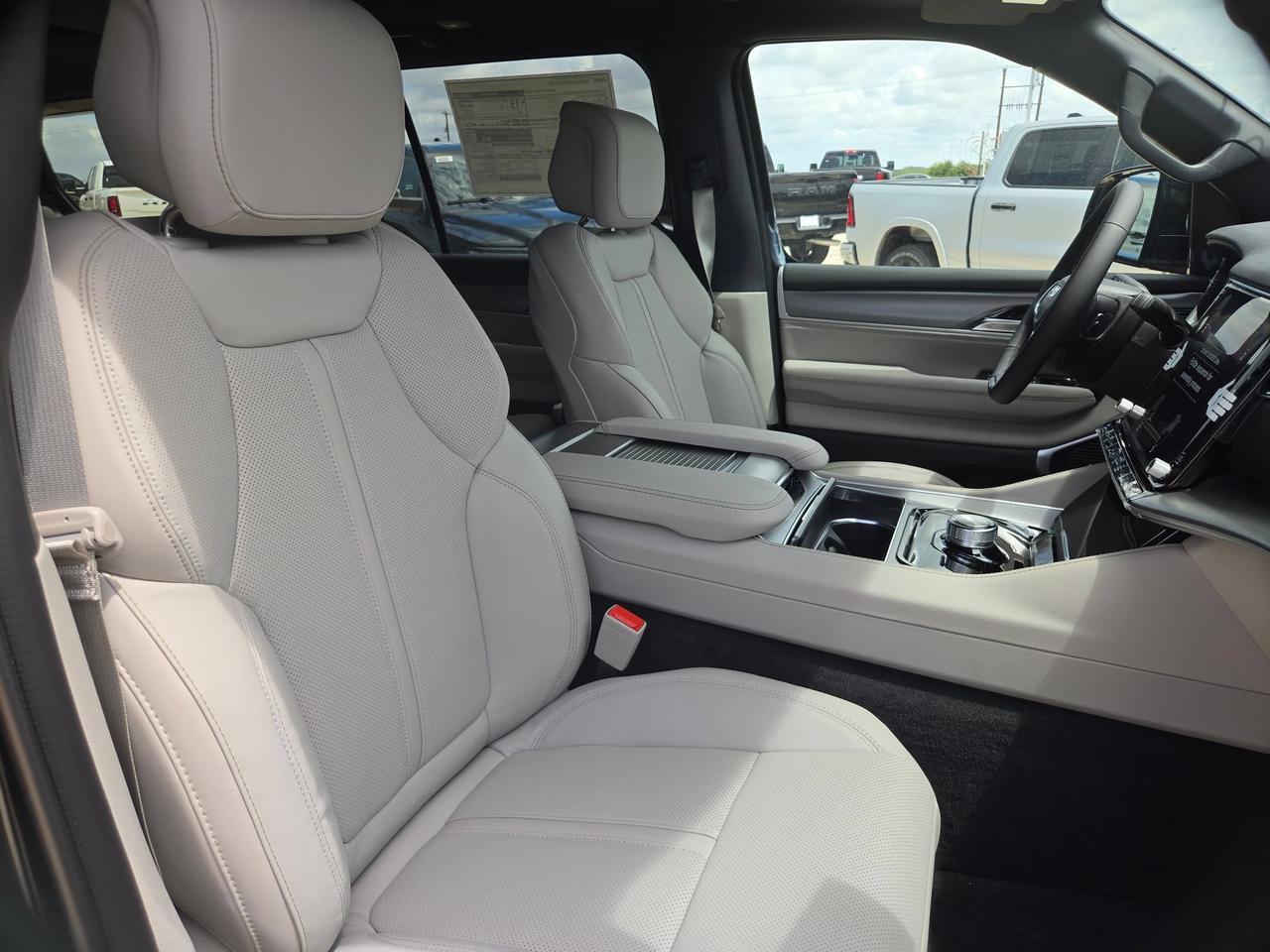 2026 Jeep Grand Wagoneer Castroville TX