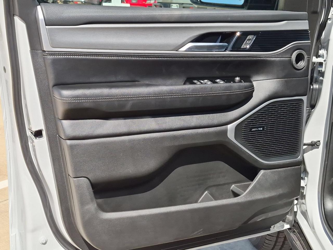 2026 Jeep Grand Wagoneer Castroville TX