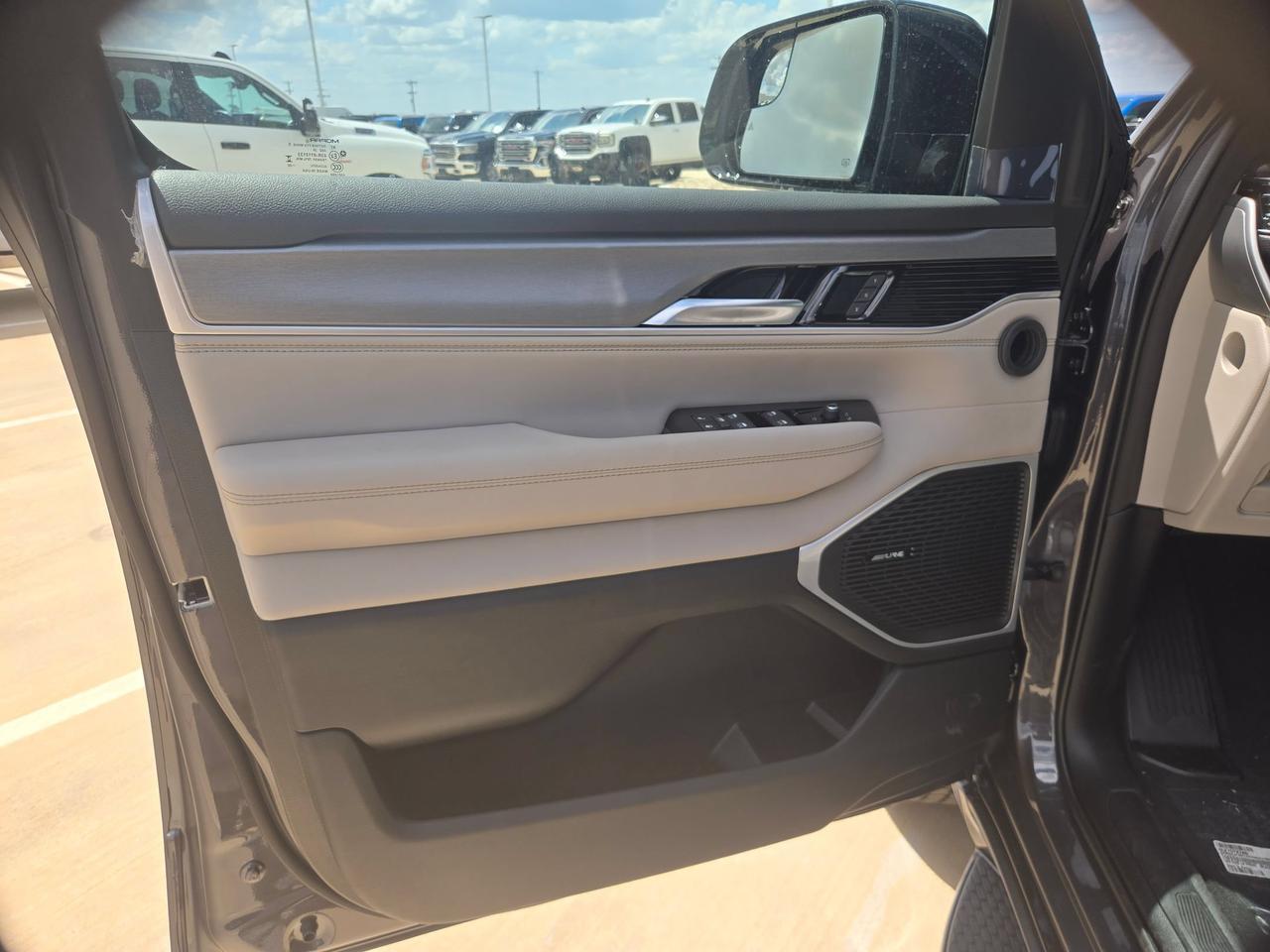 2026 Jeep Grand Wagoneer Castroville TX