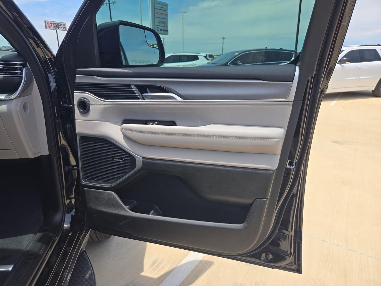 2026 Jeep Grand Wagoneer Castroville TX