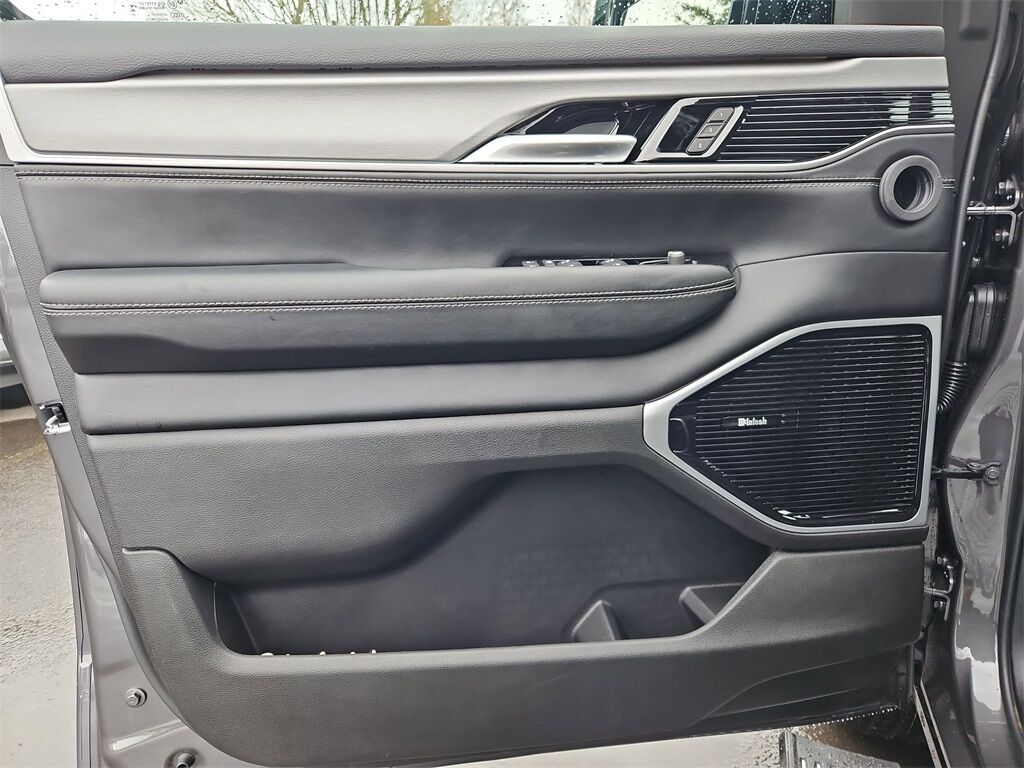 2026 Jeep Grand Wagoneer Altitude Gresham OR