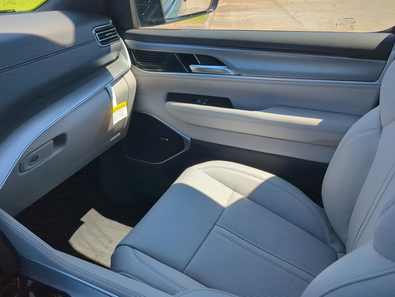 2026 Jeep Grand Wagoneer Base Appleton WI