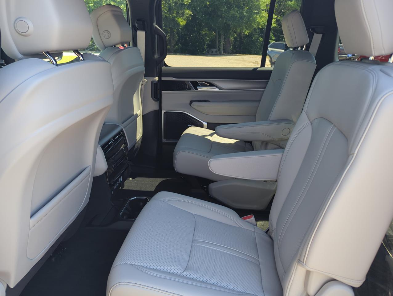 2026 Jeep Grand Wagoneer Base Winder GA