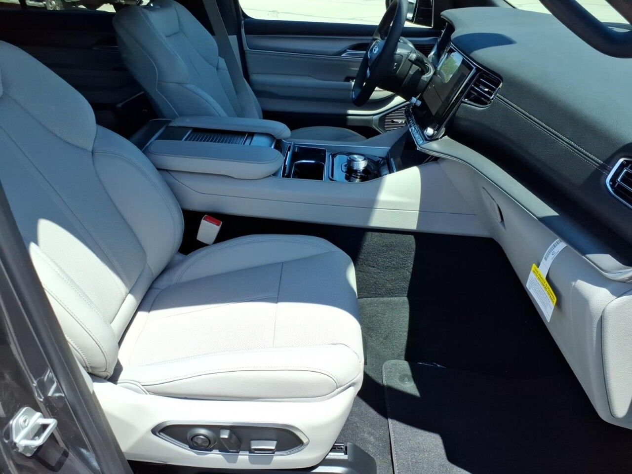 2026 Jeep Grand Wagoneer L