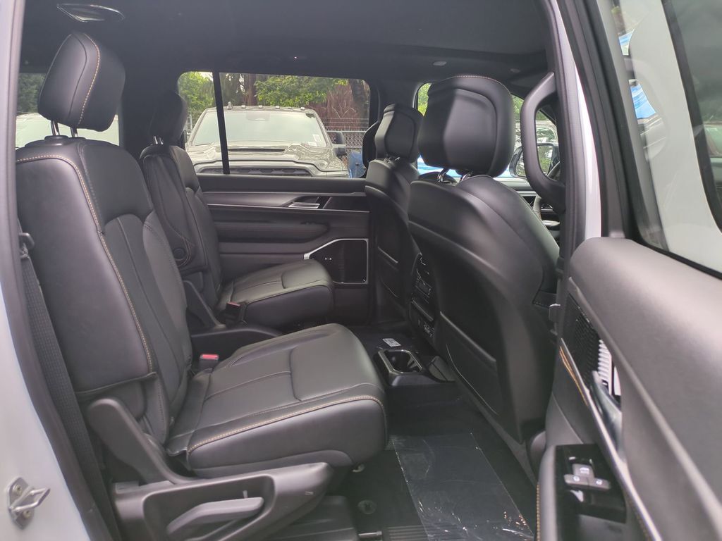 2026 Jeep Grand Wagoneer L Gresham OR