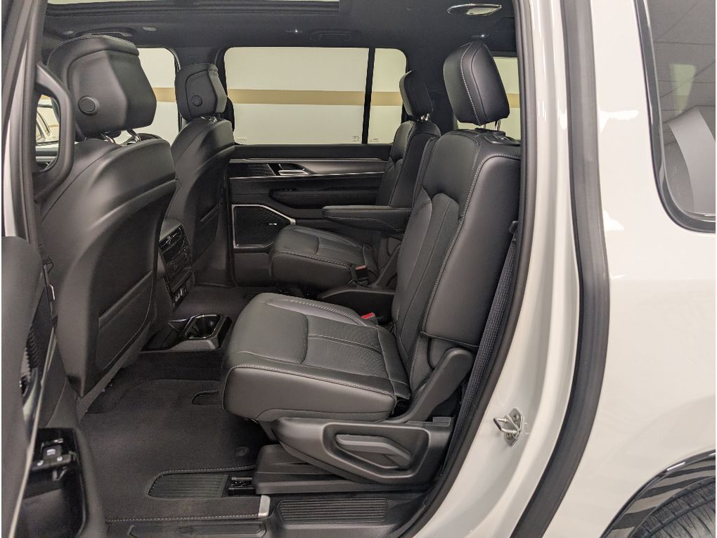 2026 Jeep Grand Wagoneer L Base Bozeman MT