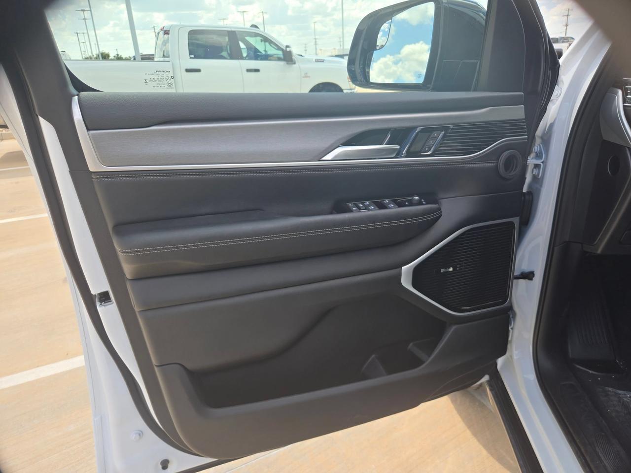 2026 Jeep Grand Wagoneer L Limited Altitude Castroville TX