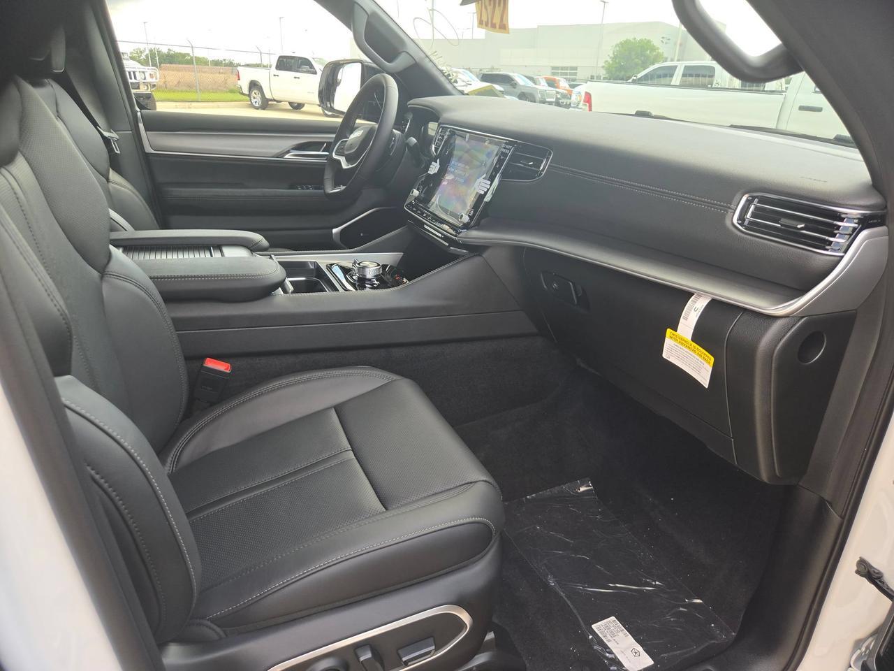 2026 Jeep Grand Wagoneer L Limited Altitude Castroville TX